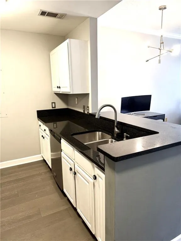 1101 Juniper Street Ne Unit 525, Atlanta, Georgia 30309, 1 Bedroom Bedrooms, 0 ,1 BathroomBathrooms,Residential,For Sale,1101 Juniper Street Ne Unit 525,7700524
