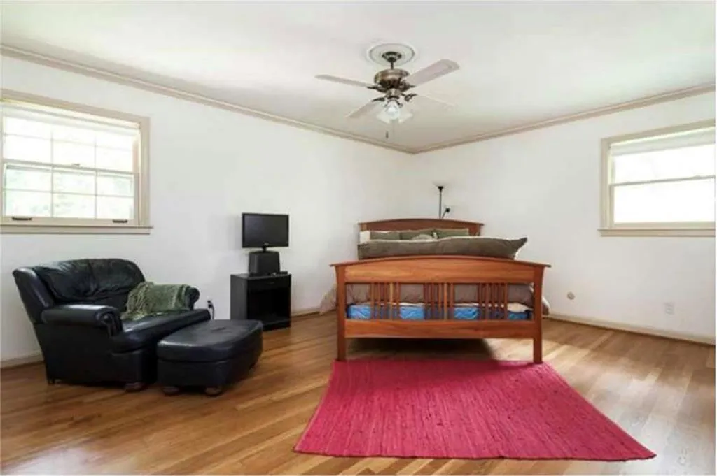 5425 Mount Vernon Parkway, Sandy Springs, Georgia 30327, 3 Bedrooms Bedrooms, ,2 BathroomsBathrooms,Residential,Sold,5425 Mount Vernon Parkway,6566129