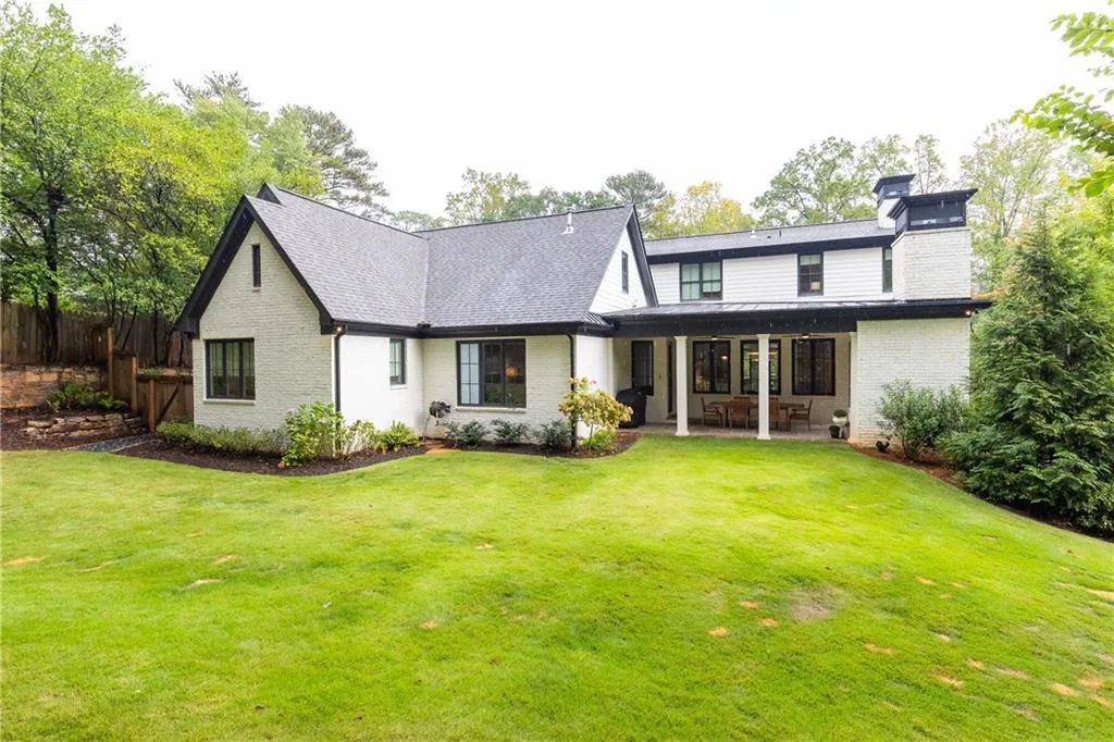 4900 Lake Forrest Drive, Atlanta, Georgia 30342, 4 Bedrooms Bedrooms, ,4 BathroomsBathrooms,Residential,Sold,4900 Lake Forrest Drive,7463640 4900 Lake Forrest Drive, Atlanta, Georgia 30342, 4 Bedrooms Bedrooms, ,4 BathroomsBathrooms,Residential,Sold,4900 Lake Forrest Drive,7463640