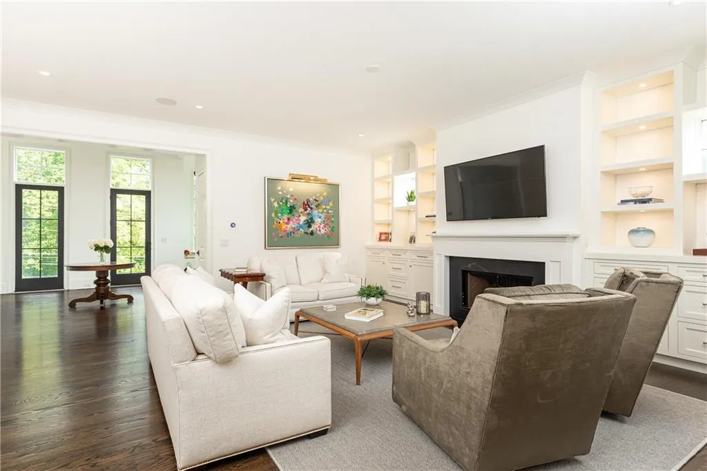 4900 Lake Forrest Drive, Atlanta, Georgia 30342, 4 Bedrooms Bedrooms, ,4 BathroomsBathrooms,Residential,Sold,4900 Lake Forrest Drive,7463640 4900 Lake Forrest Drive, Atlanta, Georgia 30342, 4 Bedrooms Bedrooms, ,4 BathroomsBathrooms,Residential,Sold,4900 Lake Forrest Drive,7463640