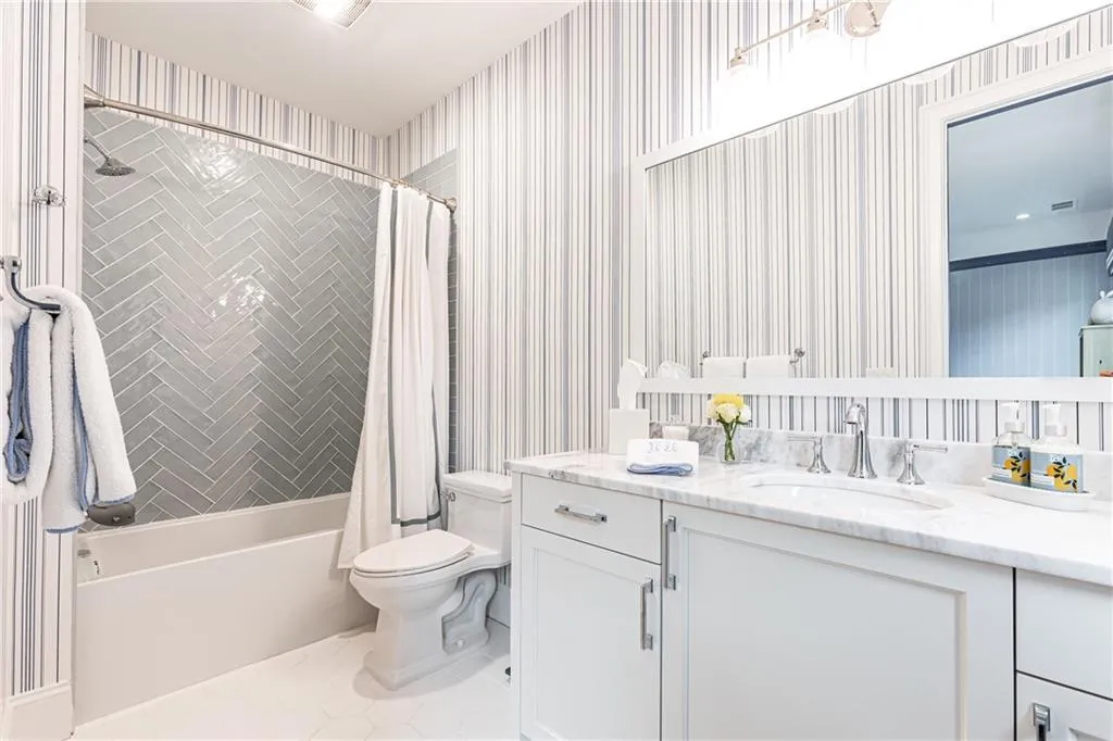 4900 Lake Forrest Drive, Atlanta, Georgia 30342, 4 Bedrooms Bedrooms, ,4 BathroomsBathrooms,Residential,Sold,4900 Lake Forrest Drive,7463640 4900 Lake Forrest Drive, Atlanta, Georgia 30342, 4 Bedrooms Bedrooms, ,4 BathroomsBathrooms,Residential,Sold,4900 Lake Forrest Drive,7463640