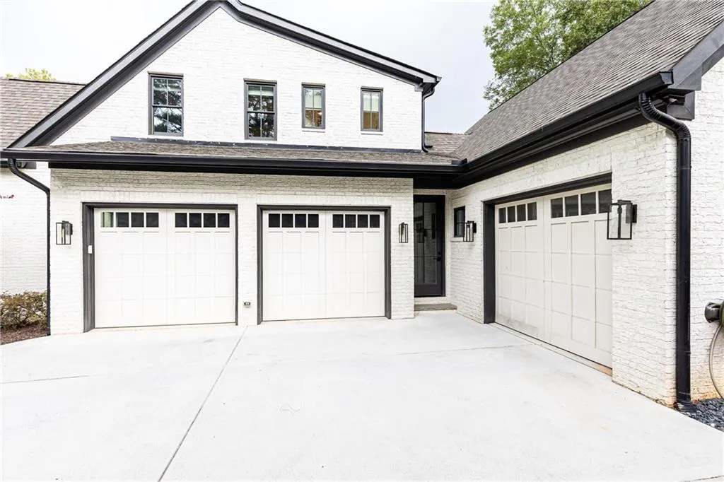 4900 Lake Forrest Drive, Atlanta, Georgia 30342, 4 Bedrooms Bedrooms, ,4 BathroomsBathrooms,Residential,Sold,4900 Lake Forrest Drive,7463640 4900 Lake Forrest Drive, Atlanta, Georgia 30342, 4 Bedrooms Bedrooms, ,4 BathroomsBathrooms,Residential,Sold,4900 Lake Forrest Drive,7463640