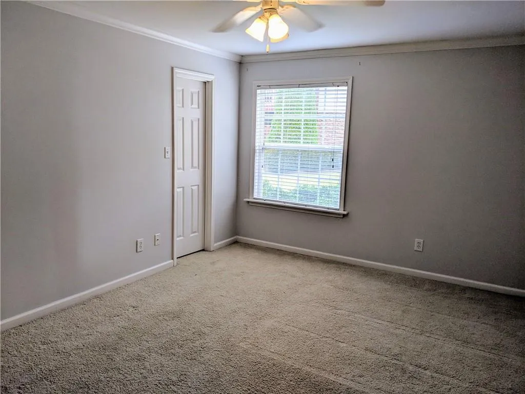 605 Brighton Point, Sandy Springs, Georgia 30328, 2 Bedrooms Bedrooms, ,2 BathroomsBathrooms,Residential,Sold,605 Brighton Point,6642106