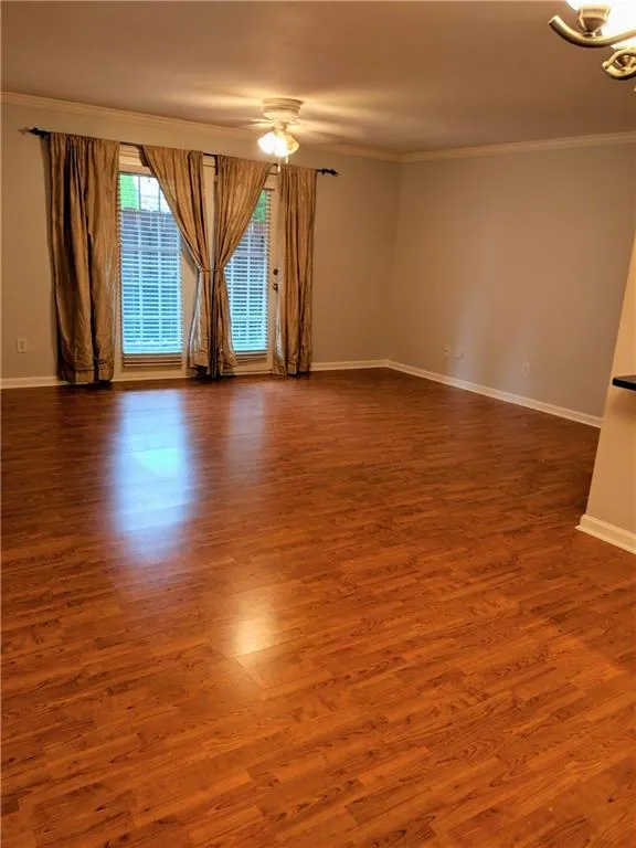 605 Brighton Point, Sandy Springs, Georgia 30328, 2 Bedrooms Bedrooms, ,2 BathroomsBathrooms,Residential,Sold,605 Brighton Point,6642106