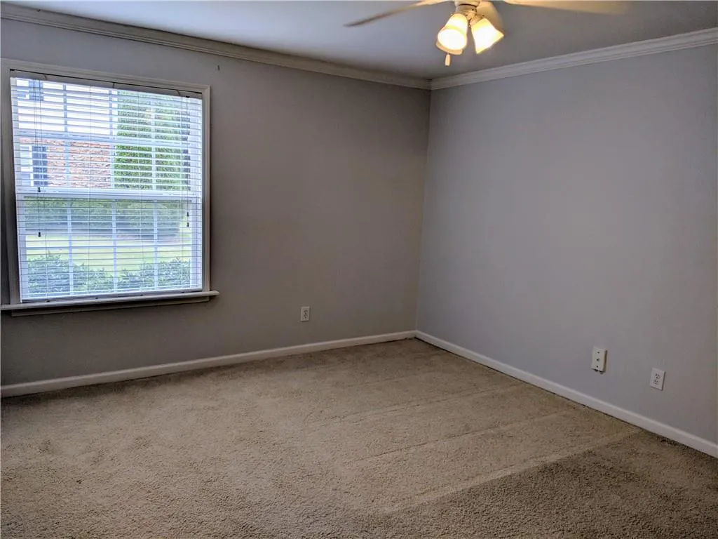 605 Brighton Point, Sandy Springs, Georgia 30328, 2 Bedrooms Bedrooms, ,2 BathroomsBathrooms,Residential,Sold,605 Brighton Point,6642106