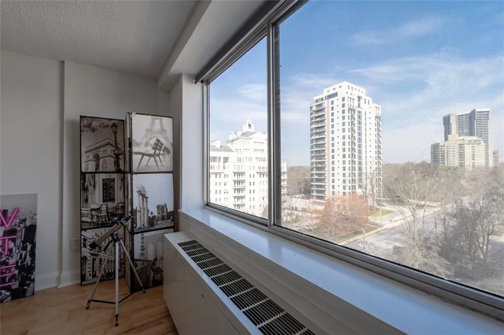 2479 Peachtree Road Ne Unit 912, Atlanta, Georgia 30305, 1 Bedroom Bedrooms, ,1 BathroomBathrooms,Residential,For Sale,2479 Peachtree Road Ne Unit 912,7541204