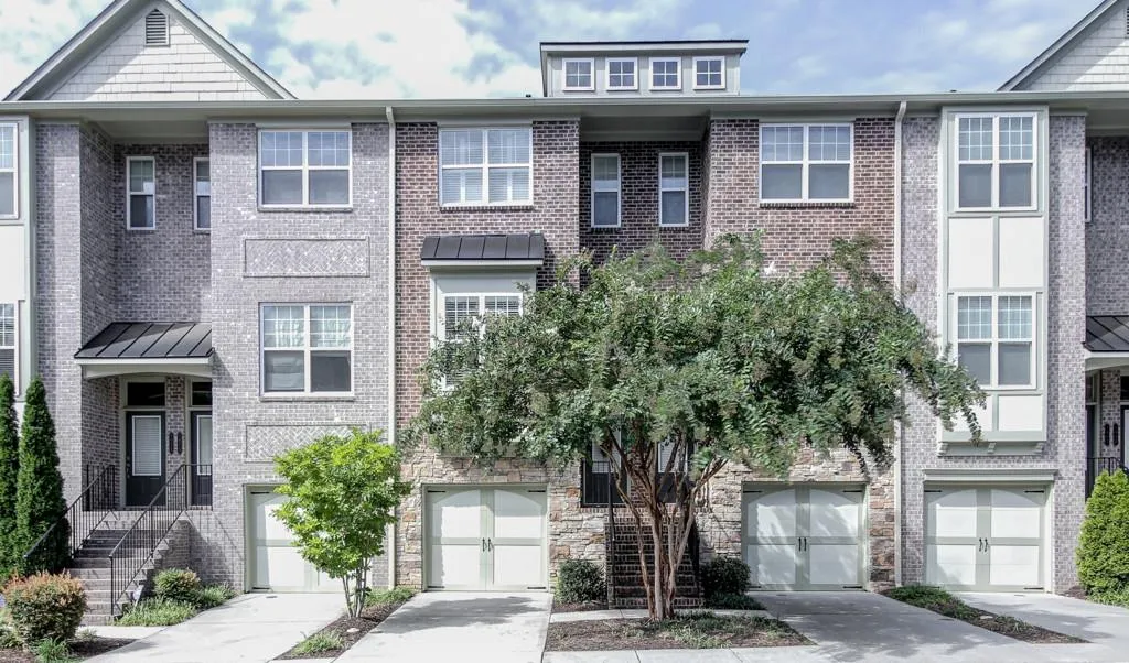 1971 Cobblestone Circle Ne, Brookhaven, Georgia 30319, 3 Bedrooms Bedrooms, ,3 BathroomsBathrooms,Residential,Sold,1971 Cobblestone Circle Ne,5597027