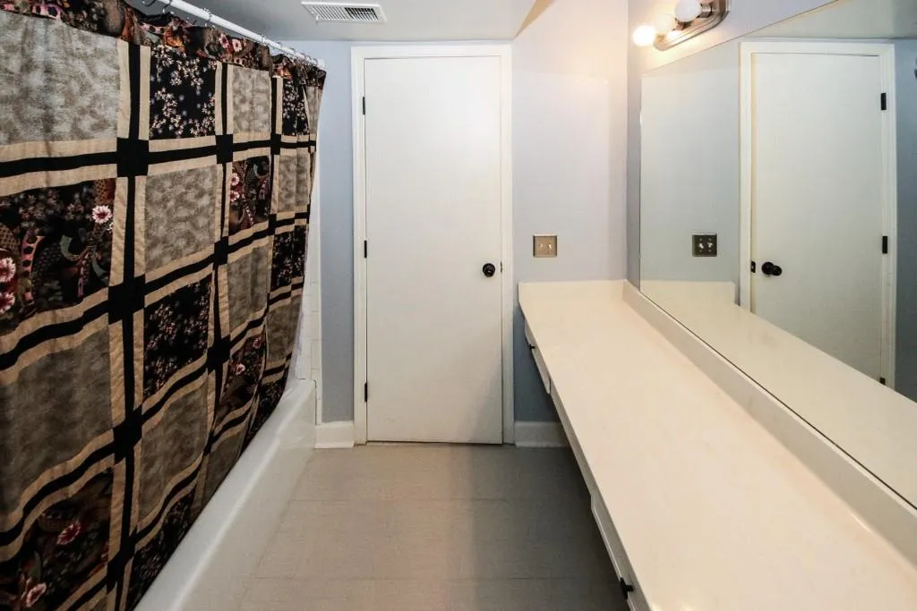 6851 Roswell Road Ne Unit F2, Atlanta, Georgia 30328, 2 Bedrooms Bedrooms, ,2 BathroomsBathrooms,Residential,Sold,6851 Roswell Road Ne Unit F2,6736466