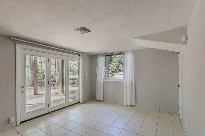 4522 Dudley Lane, Atlanta, Georgia 30327, 6 Bedrooms Bedrooms, ,5 BathroomsBathrooms,Residential,Sold,4522 Dudley Lane,6052037