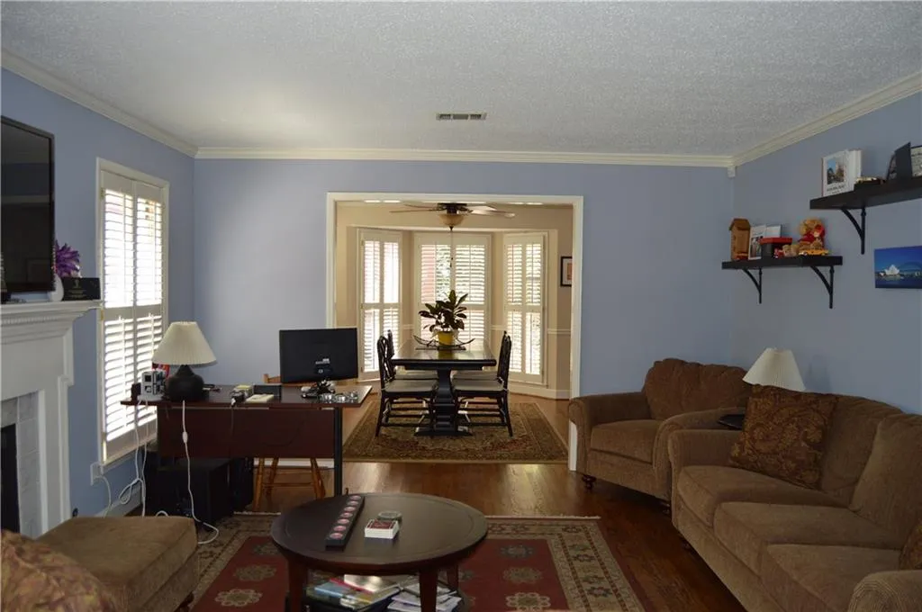1601 Defoors Mill Court Nw, Atlanta, Georgia 30318, 2 Bedrooms Bedrooms, ,2 BathroomsBathrooms,Residential,Sold,1601 Defoors Mill Court Nw,6026751