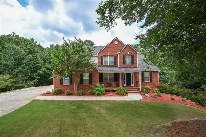 529 Plantation Creek Drive, Loganville, Georgia 30052