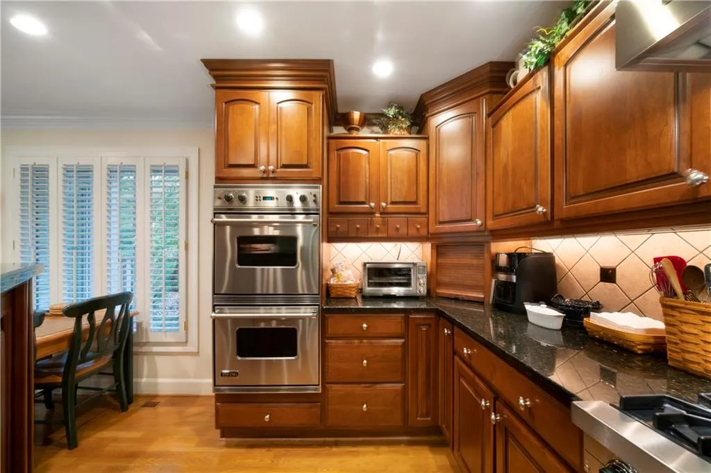 5525 Whitner Drive, Sandy Springs, Georgia 30327, 4 Bedrooms Bedrooms, ,2 BathroomsBathrooms,Residential,Sold,5525 Whitner Drive,7523747