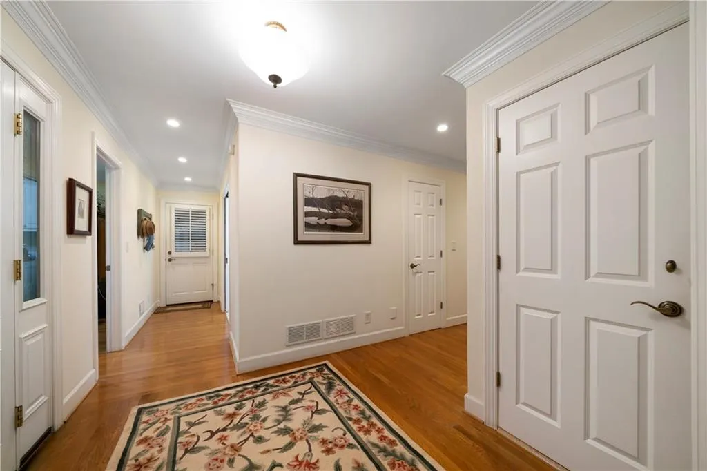 5525 Whitner Drive, Sandy Springs, Georgia 30327, 4 Bedrooms Bedrooms, ,2 BathroomsBathrooms,Residential,Sold,5525 Whitner Drive,7523747
