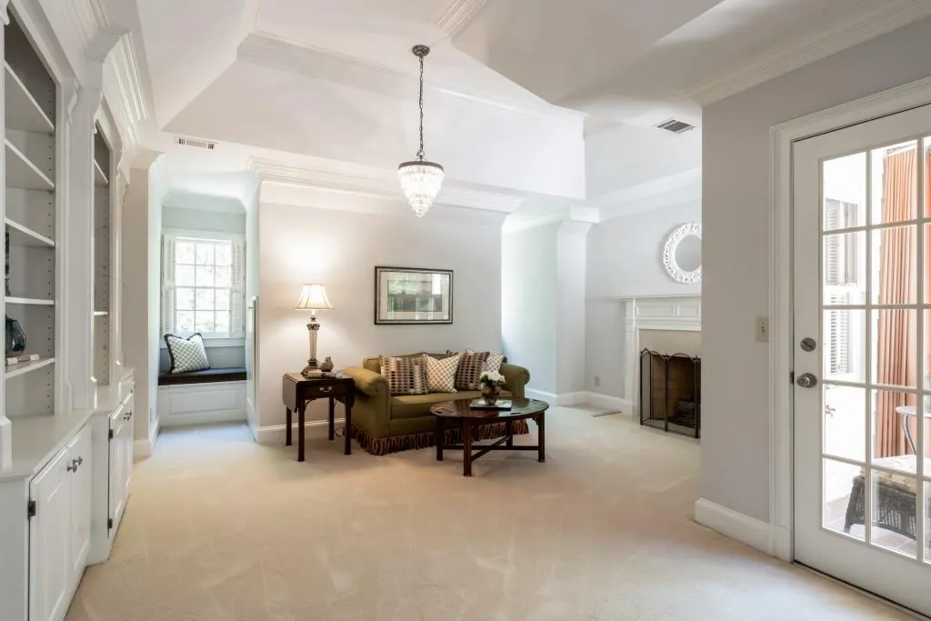 7360 Dunraven Place, Sandy Springs, Georgia 30328, 6 Bedrooms Bedrooms, ,5 BathroomsBathrooms,Residential,Sold,7360 Dunraven Place,6543227