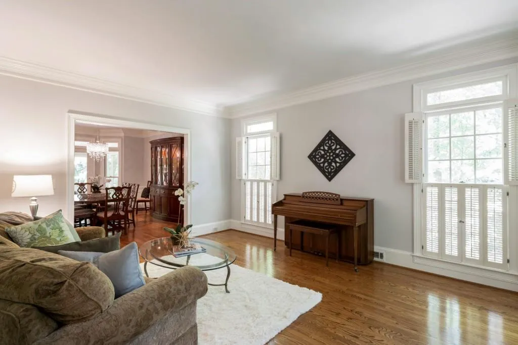 7360 Dunraven Place, Sandy Springs, Georgia 30328, 6 Bedrooms Bedrooms, ,5 BathroomsBathrooms,Residential,Sold,7360 Dunraven Place,6543227
