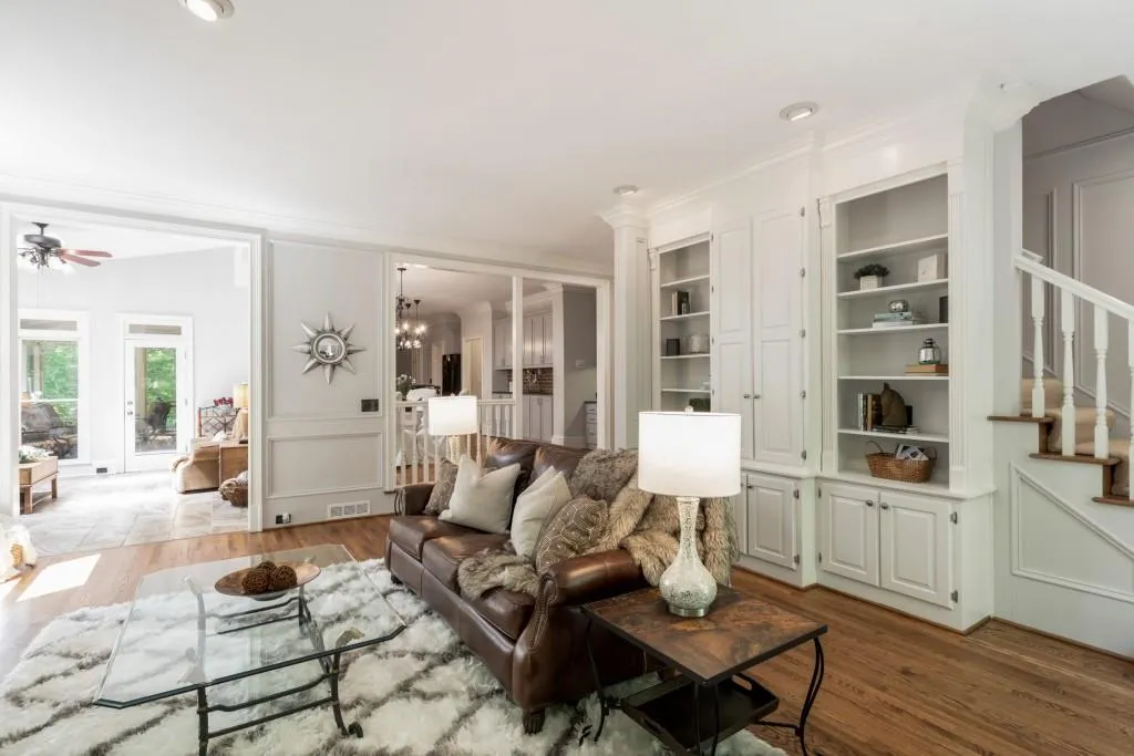 7360 Dunraven Place, Sandy Springs, Georgia 30328, 6 Bedrooms Bedrooms, ,5 BathroomsBathrooms,Residential,Sold,7360 Dunraven Place,6543227