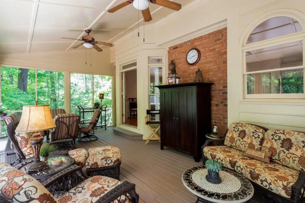 7360 Dunraven Place, Sandy Springs, Georgia 30328, 6 Bedrooms Bedrooms, ,5 BathroomsBathrooms,Residential,Sold,7360 Dunraven Place,6543227