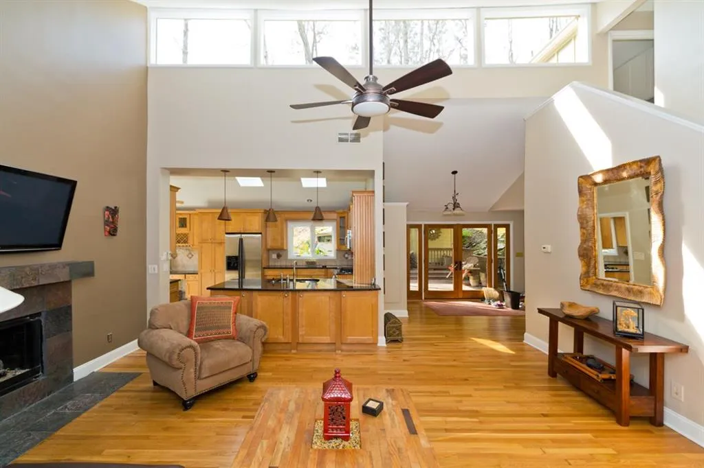 155 N Mill Road Nw, Sandy Springs, Georgia 30328, 5 Bedrooms Bedrooms, ,3 BathroomsBathrooms,Residential,Sold,155 N Mill Road Nw,5981394