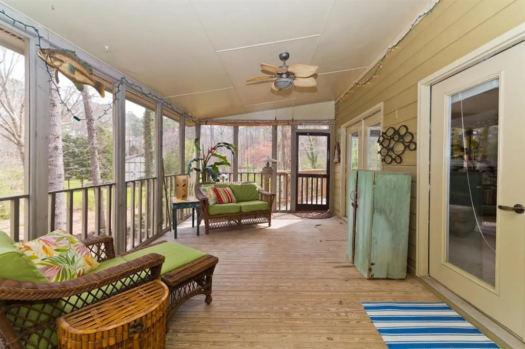 155 N Mill Road Nw, Sandy Springs, Georgia 30328, 5 Bedrooms Bedrooms, ,3 BathroomsBathrooms,Residential,Sold,155 N Mill Road Nw,5981394