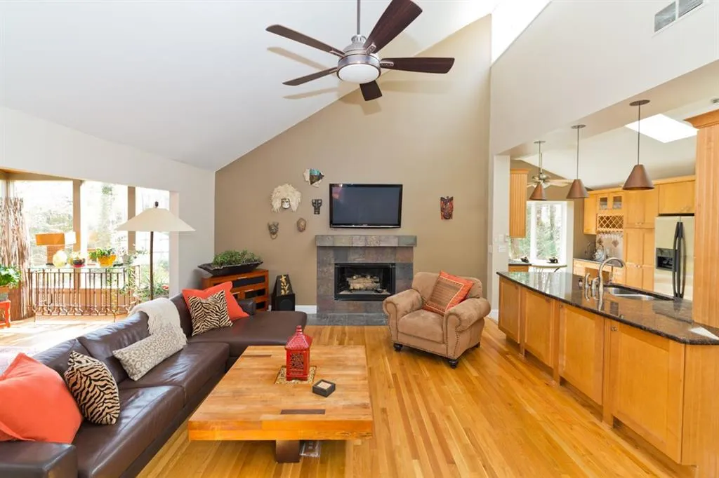 155 N Mill Road Nw, Sandy Springs, Georgia 30328, 5 Bedrooms Bedrooms, ,3 BathroomsBathrooms,Residential,Sold,155 N Mill Road Nw,5981394