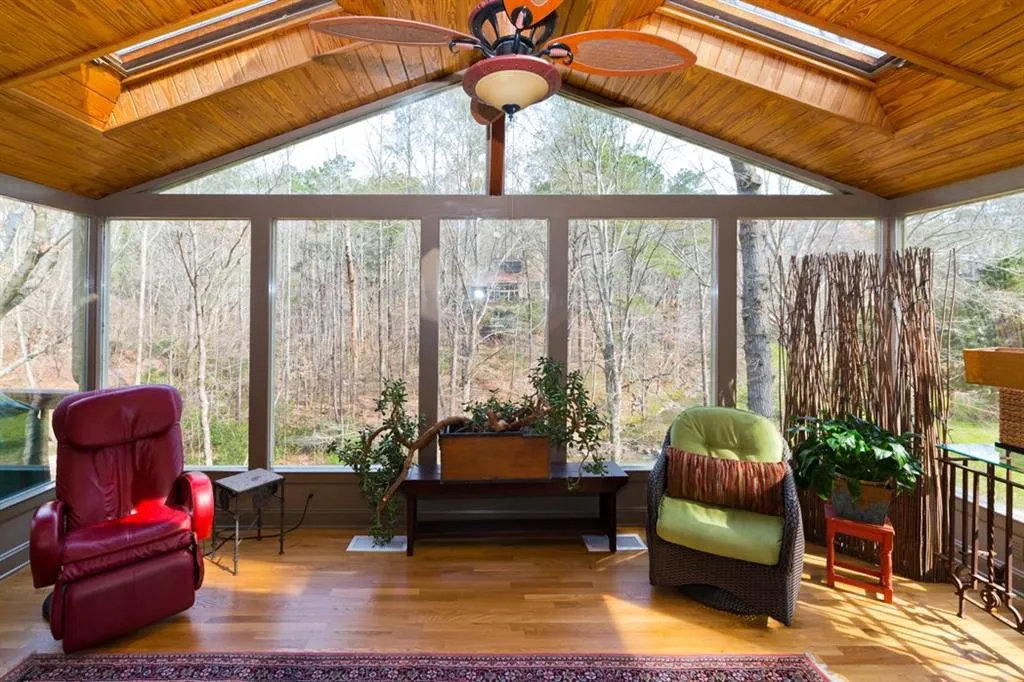 155 N Mill Road Nw, Sandy Springs, Georgia 30328, 5 Bedrooms Bedrooms, ,3 BathroomsBathrooms,Residential,Sold,155 N Mill Road Nw,5981394