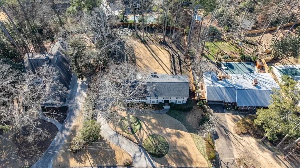 6250 Weatherly Drive, Atlanta, Georgia 30328, 5 Bedrooms Bedrooms, ,3 BathroomsBathrooms,Residential,For Sale,6250 Weatherly Drive,7713795