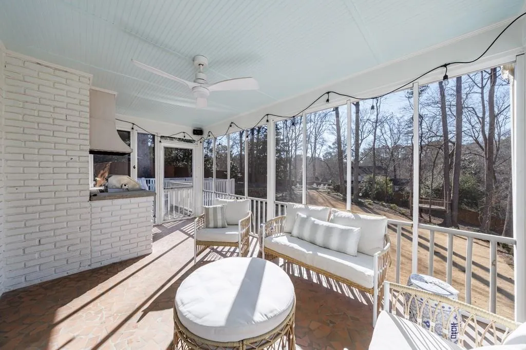 6250 Weatherly Drive, Atlanta, Georgia 30328, 5 Bedrooms Bedrooms, ,3 BathroomsBathrooms,Residential,For Sale,6250 Weatherly Drive,7713795