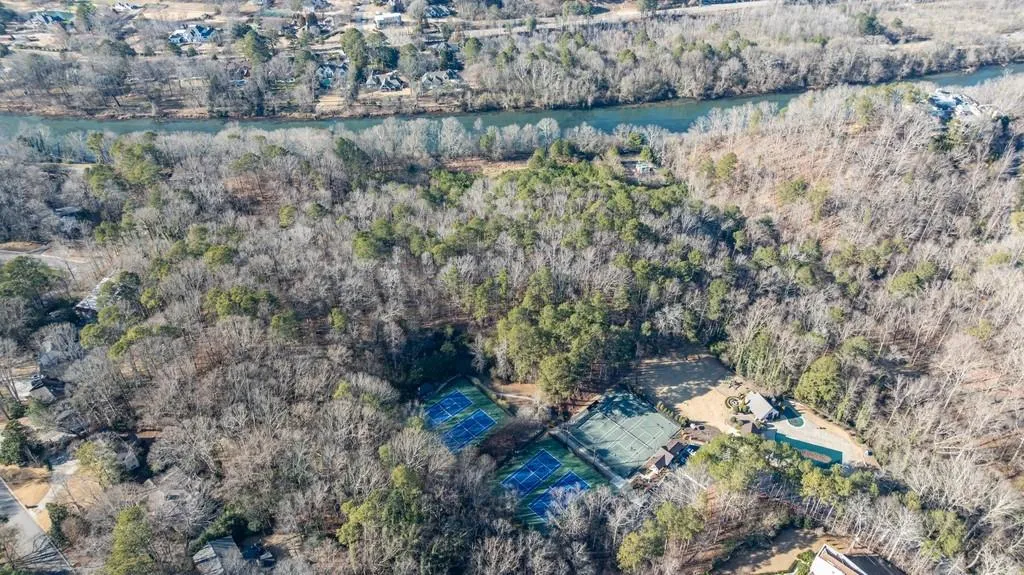 6250 Weatherly Drive, Atlanta, Georgia 30328, 5 Bedrooms Bedrooms, ,3 BathroomsBathrooms,Residential,For Sale,6250 Weatherly Drive,7713795