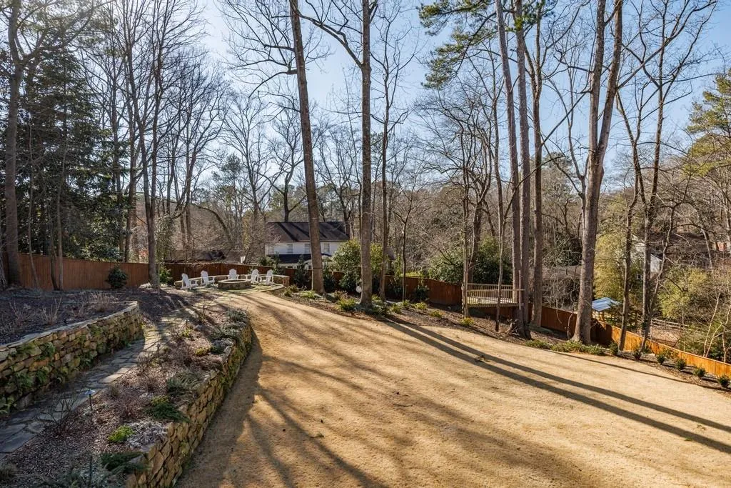 6250 Weatherly Drive, Atlanta, Georgia 30328, 5 Bedrooms Bedrooms, ,3 BathroomsBathrooms,Residential,For Sale,6250 Weatherly Drive,7713795