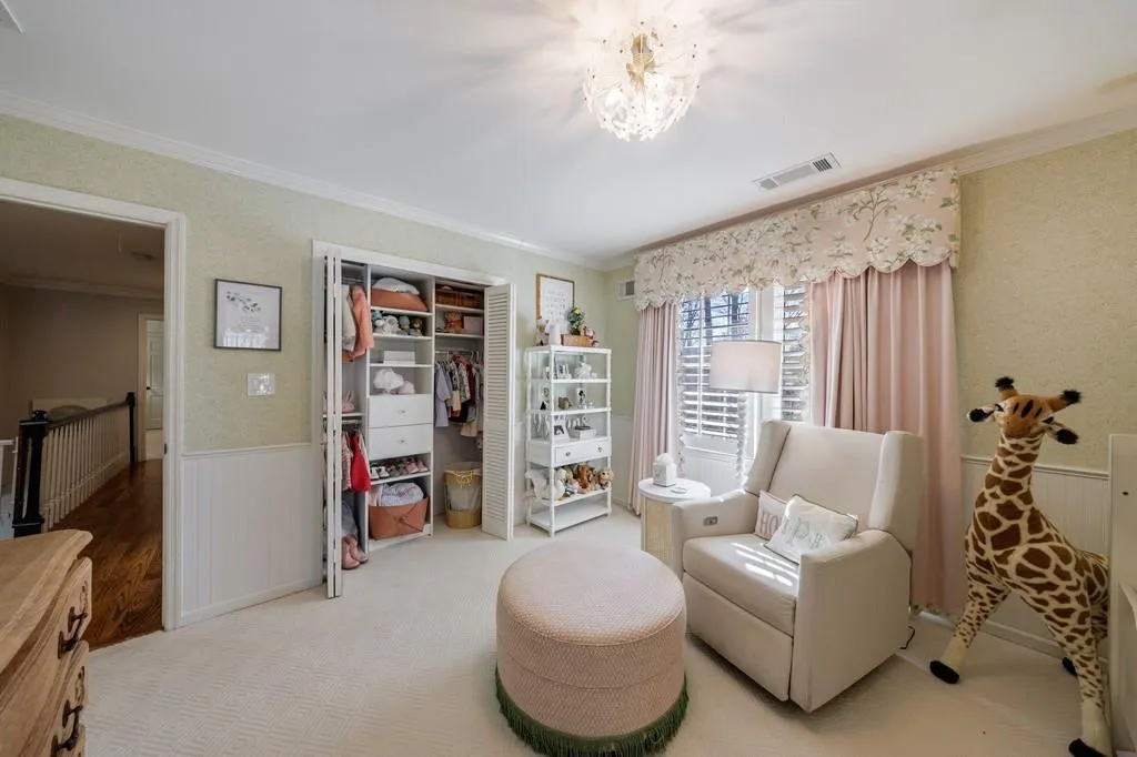 6250 Weatherly Drive, Atlanta, Georgia 30328, 5 Bedrooms Bedrooms, ,3 BathroomsBathrooms,Residential,For Sale,6250 Weatherly Drive,7713795