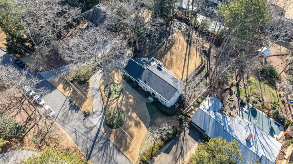 6250 Weatherly Drive, Atlanta, Georgia 30328, 5 Bedrooms Bedrooms, ,3 BathroomsBathrooms,Residential,For Sale,6250 Weatherly Drive,7713795