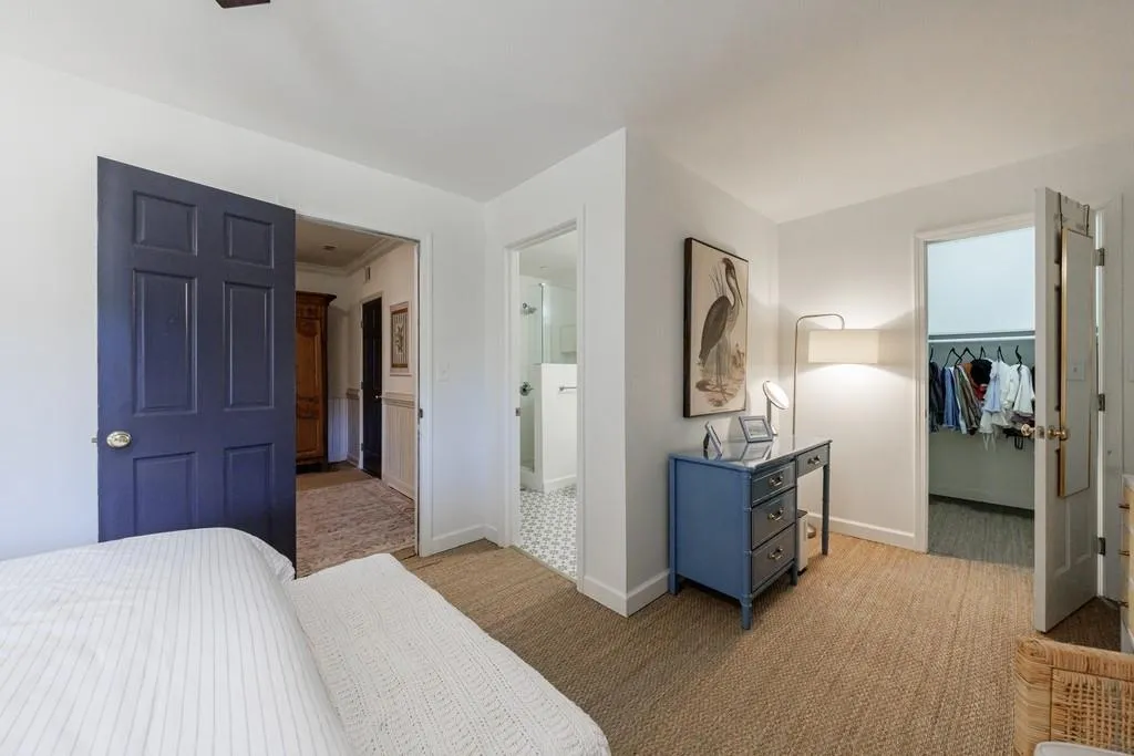 6250 Weatherly Drive, Atlanta, Georgia 30328, 5 Bedrooms Bedrooms, ,3 BathroomsBathrooms,Residential,For Sale,6250 Weatherly Drive,7713795