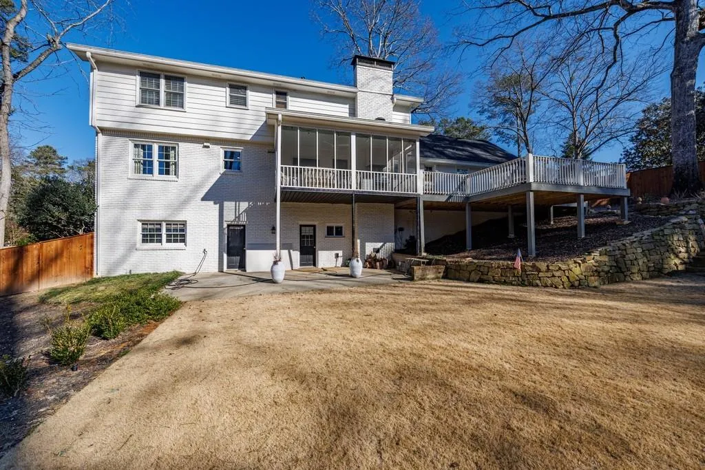 6250 Weatherly Drive, Atlanta, Georgia 30328, 5 Bedrooms Bedrooms, ,3 BathroomsBathrooms,Residential,For Sale,6250 Weatherly Drive,7713795