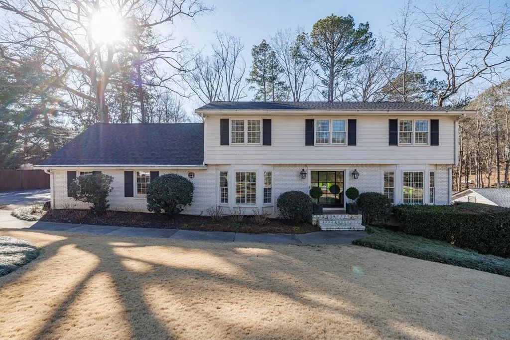 6250 Weatherly Drive, Atlanta, Georgia 30328, 5 Bedrooms Bedrooms, ,3 BathroomsBathrooms,Residential,For Sale,6250 Weatherly Drive,7713795
