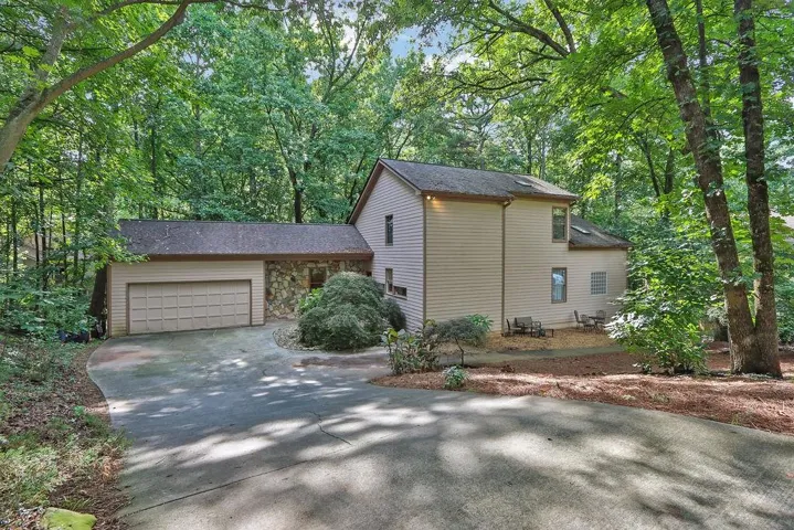 8760 S Mount Drive, Alpharetta, Georgia 30022