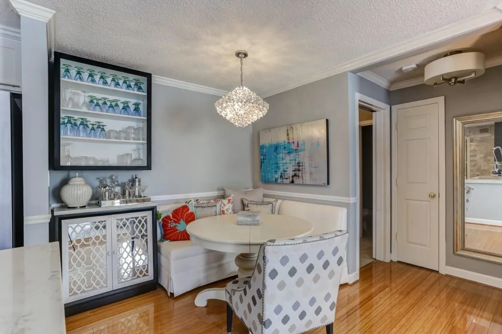 613 Granville Court, Sandy Springs, Georgia 30328, 2 Bedrooms Bedrooms, ,2 BathroomsBathrooms,Residential,Sold,613 Granville Court,6516403