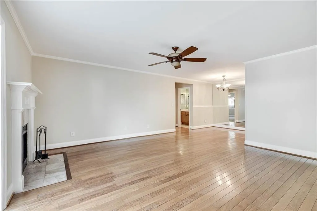 1204 Wingate Way, Sandy Springs, Georgia 30350, 2 Bedrooms Bedrooms, ,2 BathroomsBathrooms,Residential,Sold,1204 Wingate Way,6891811