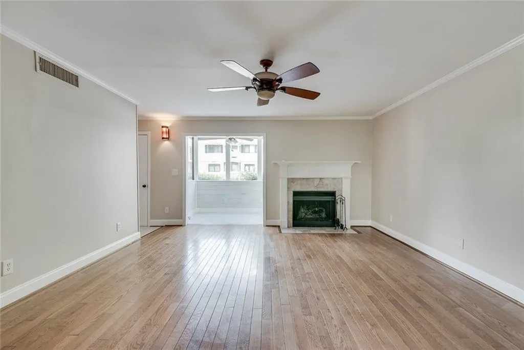 1204 Wingate Way, Sandy Springs, Georgia 30350, 2 Bedrooms Bedrooms, ,2 BathroomsBathrooms,Residential,Sold,1204 Wingate Way,6891811