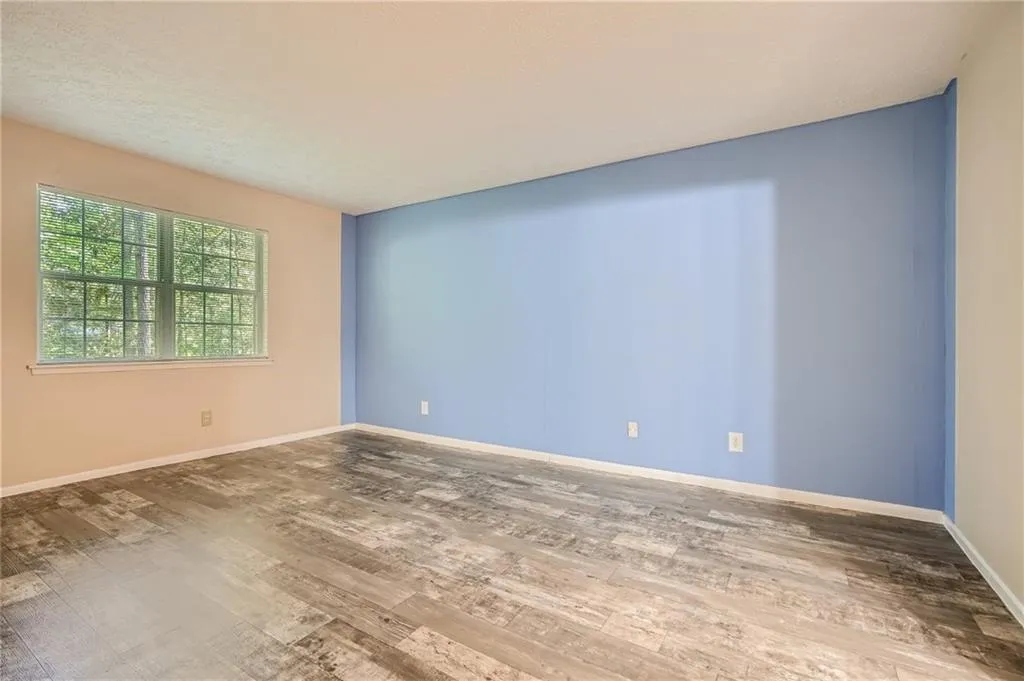 6822 Glenridge Drive Unit A, Sandy Springs, Georgia 30328, 2 Bedrooms Bedrooms, ,2 BathroomsBathrooms,Residential,Sold,6822 Glenridge Drive Unit A,7397831