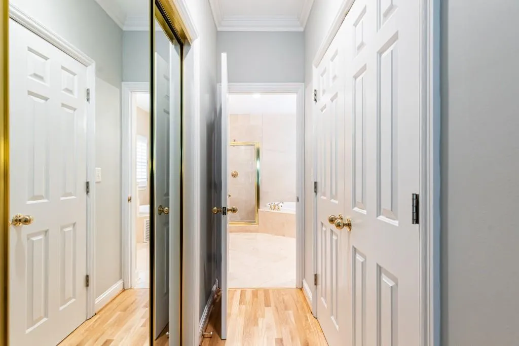 424 Brookview Circle, Sandy Springs, Georgia 30339, 3 Bedrooms Bedrooms, ,2 BathroomsBathrooms,Residential,Sold,424 Brookview Circle,7488727