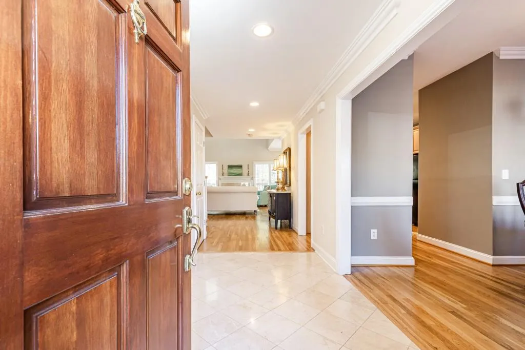 424 Brookview Circle, Sandy Springs, Georgia 30339, 3 Bedrooms Bedrooms, ,2 BathroomsBathrooms,Residential,Sold,424 Brookview Circle,7488727