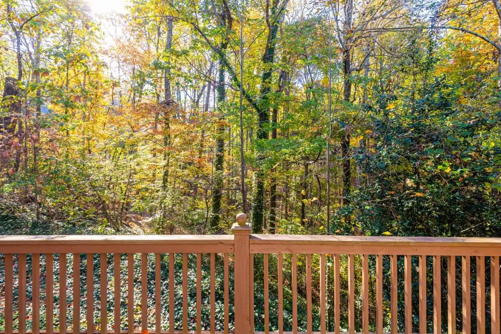 424 Brookview Circle, Sandy Springs, Georgia 30339, 3 Bedrooms Bedrooms, ,2 BathroomsBathrooms,Residential,Sold,424 Brookview Circle,7488727