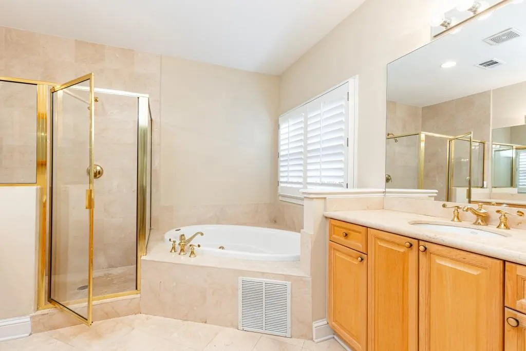 424 Brookview Circle, Sandy Springs, Georgia 30339, 3 Bedrooms Bedrooms, ,2 BathroomsBathrooms,Residential,Sold,424 Brookview Circle,7488727