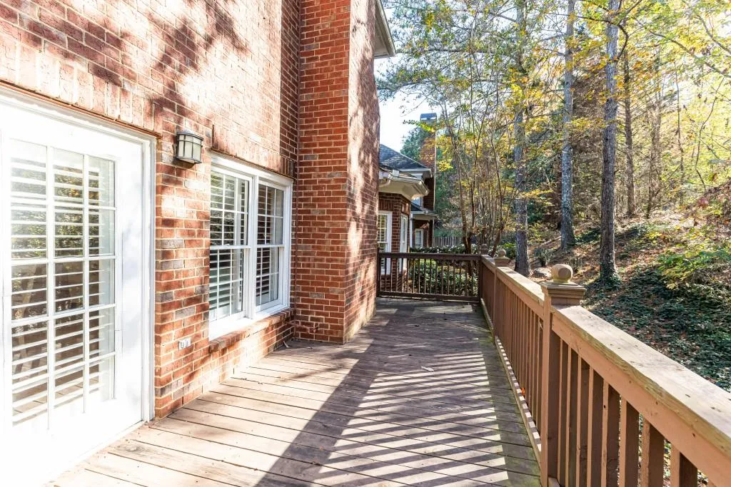 424 Brookview Circle, Sandy Springs, Georgia 30339, 3 Bedrooms Bedrooms, ,2 BathroomsBathrooms,Residential,Sold,424 Brookview Circle,7488727