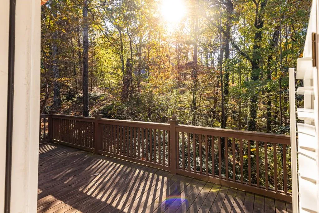 424 Brookview Circle, Sandy Springs, Georgia 30339, 3 Bedrooms Bedrooms, ,2 BathroomsBathrooms,Residential,Sold,424 Brookview Circle,7488727