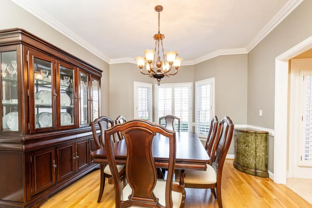 424 Brookview Circle, Sandy Springs, Georgia 30339, 3 Bedrooms Bedrooms, ,2 BathroomsBathrooms,Residential,Sold,424 Brookview Circle,7488727