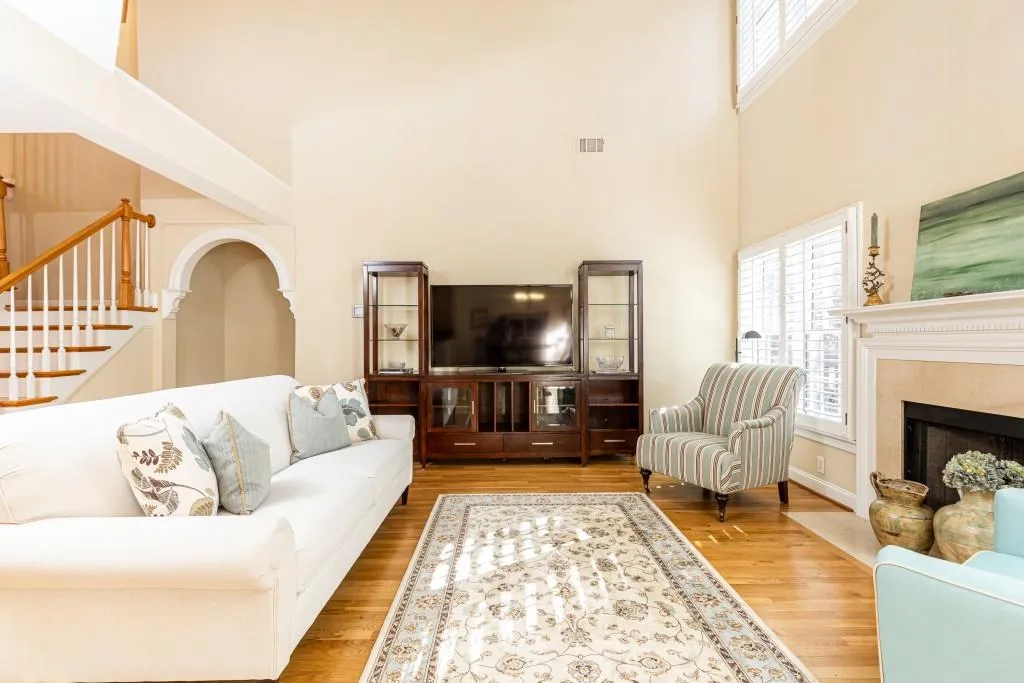 424 Brookview Circle, Sandy Springs, Georgia 30339, 3 Bedrooms Bedrooms, ,2 BathroomsBathrooms,Residential,Sold,424 Brookview Circle,7488727