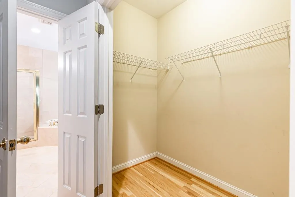 424 Brookview Circle, Sandy Springs, Georgia 30339, 3 Bedrooms Bedrooms, ,2 BathroomsBathrooms,Residential,Sold,424 Brookview Circle,7488727