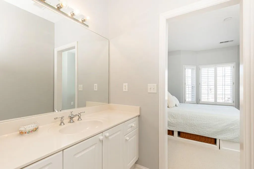 424 Brookview Circle, Sandy Springs, Georgia 30339, 3 Bedrooms Bedrooms, ,2 BathroomsBathrooms,Residential,Sold,424 Brookview Circle,7488727