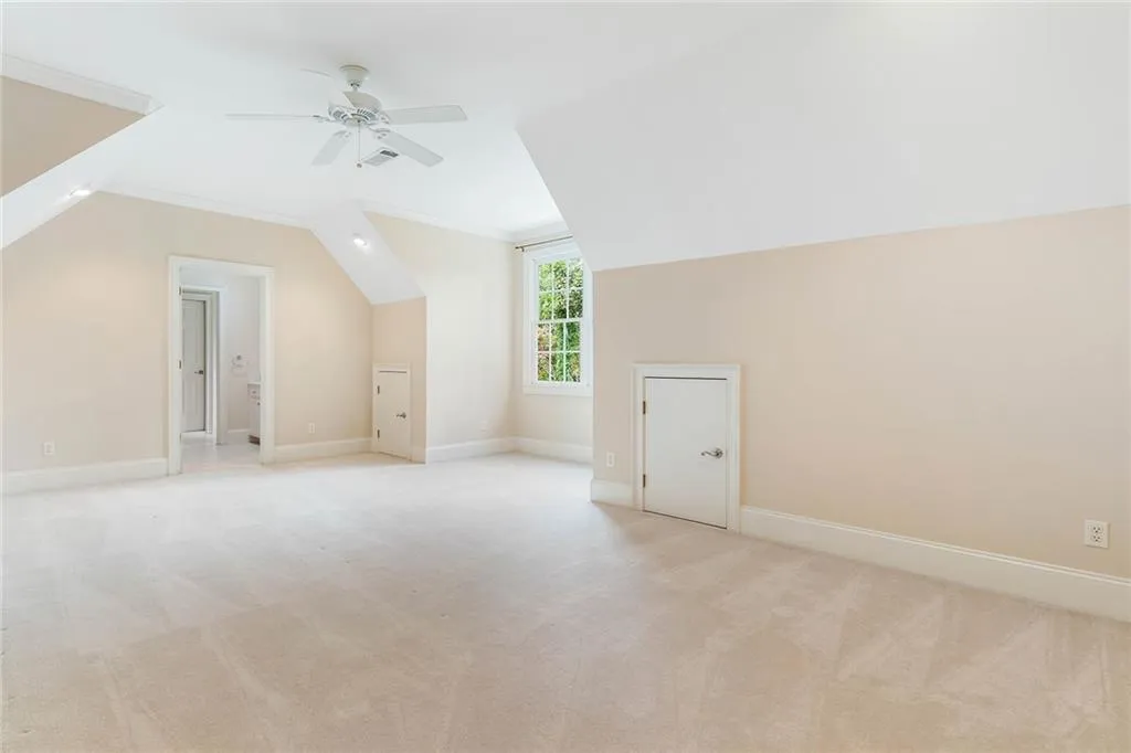 4721 E Conway Drive Nw, Sandy Springs, Georgia 30327, 5 Bedrooms Bedrooms, ,5 BathroomsBathrooms,Residential,Sold,4721 E Conway Drive Nw,6962396